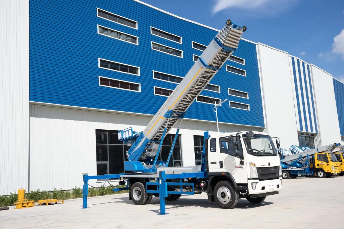 大城县小型云梯车上料车租赁多少钱