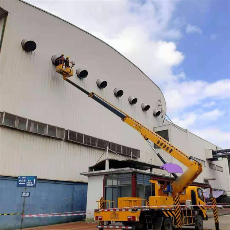 大城县高空作业车出租服务：专业广告牌安装解决方案